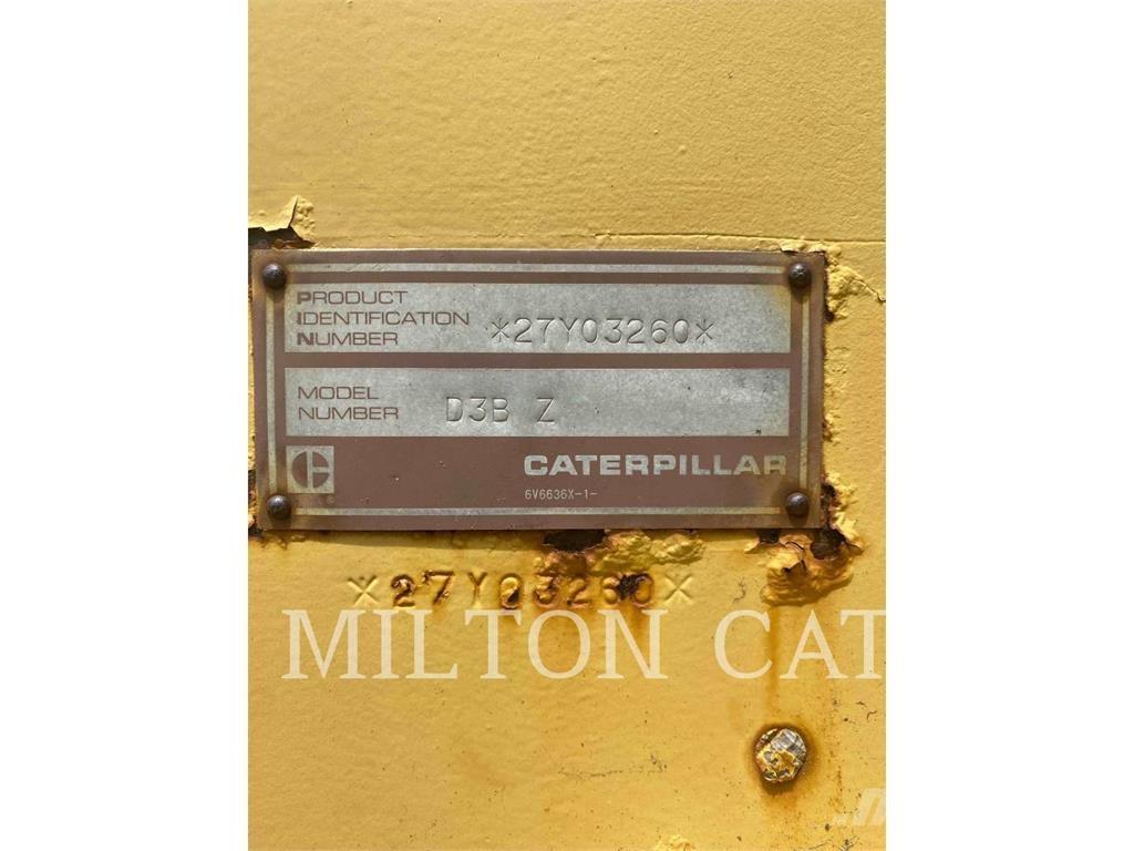 CAT D3B Dozers - Tratores rastos