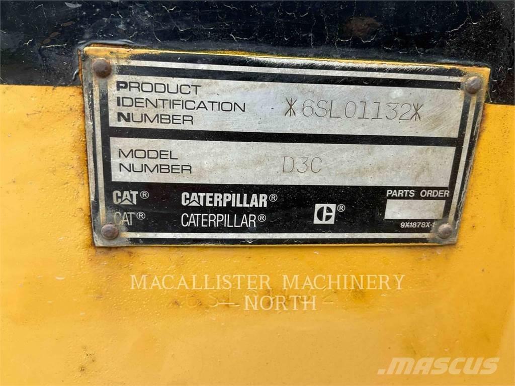 CAT D3CX Dozers - Tratores rastos