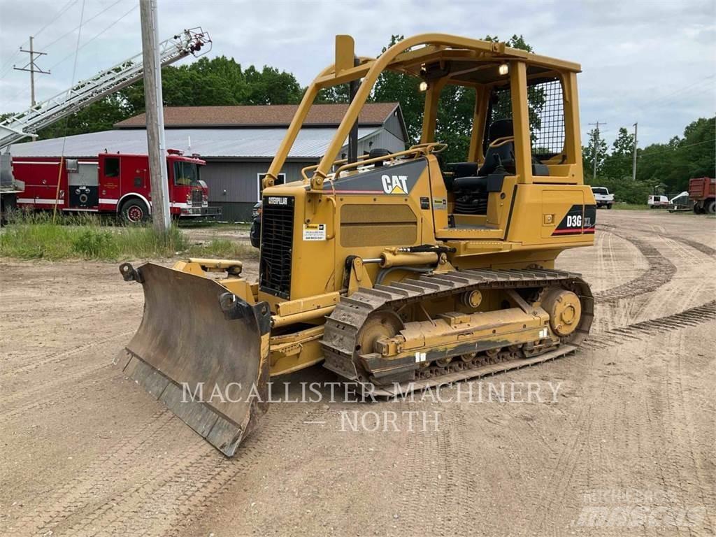 CAT D3G Dozers - Tratores rastos