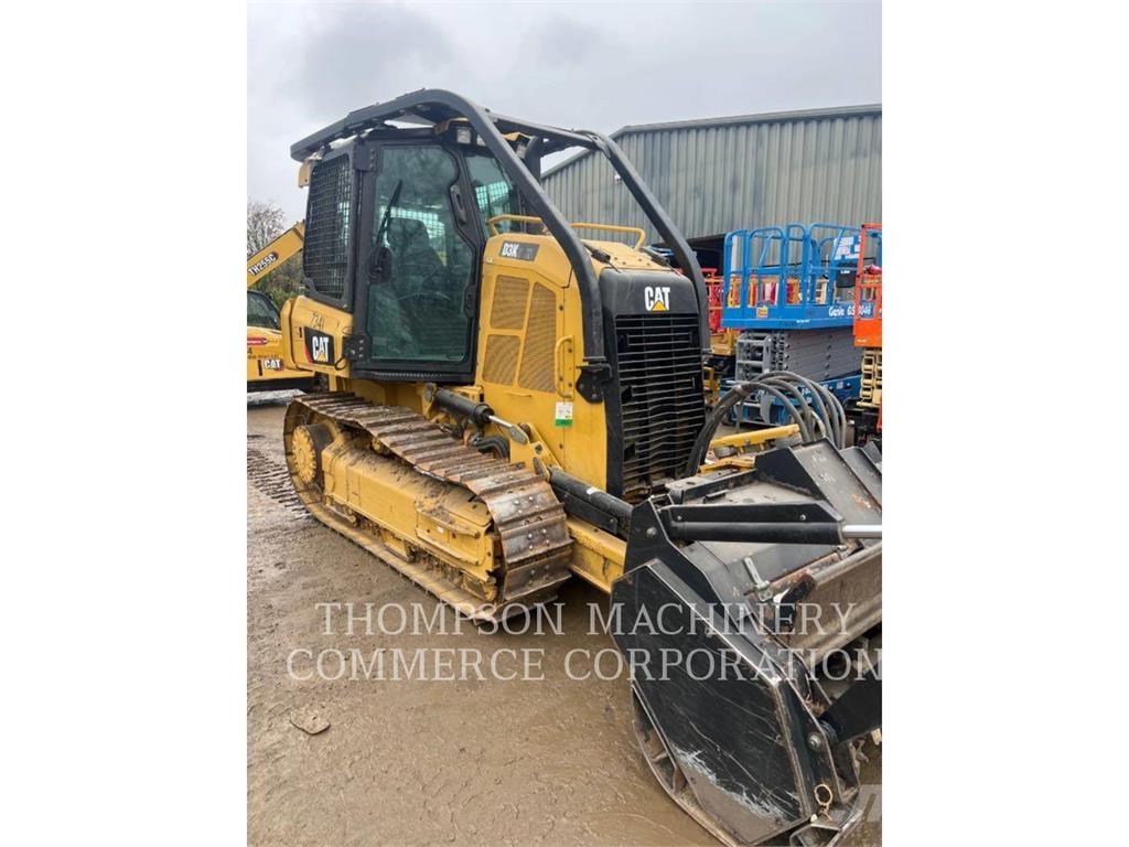 CAT D3K2XLMULC Dozers - Tratores rastos