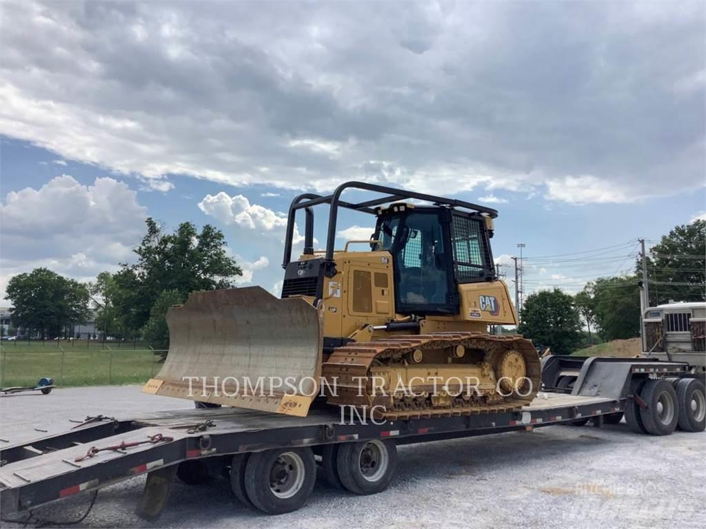 CAT D4 Dozers - Tratores rastos