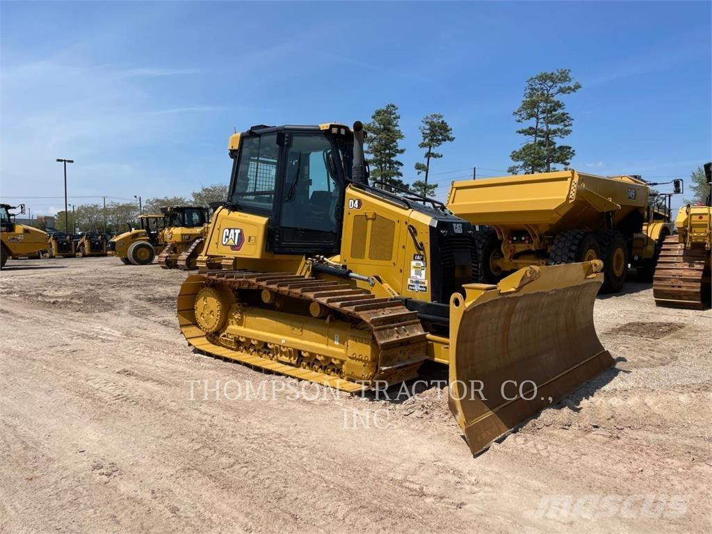CAT D4 Dozers - Tratores rastos