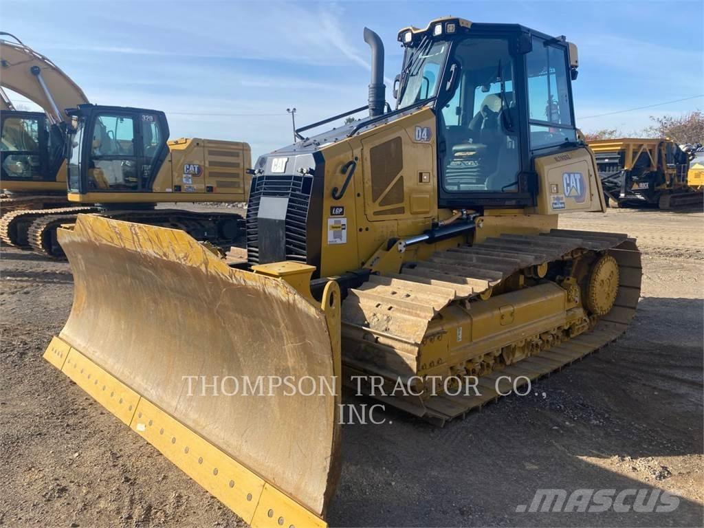 CAT D4 Dozers - Tratores rastos