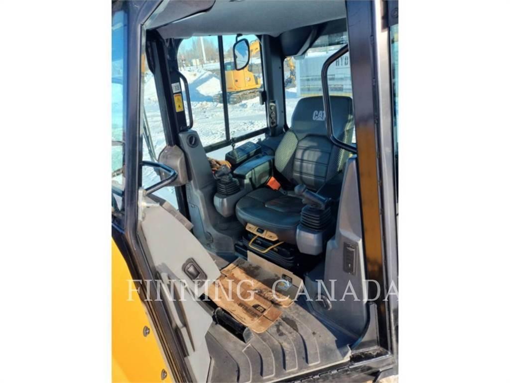 CAT D4-16 Dozers - Tratores rastos