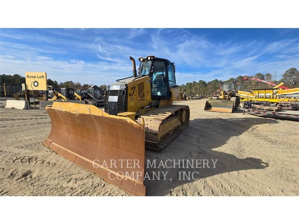 CAT D4-16 VP Dozers - Tratores rastos