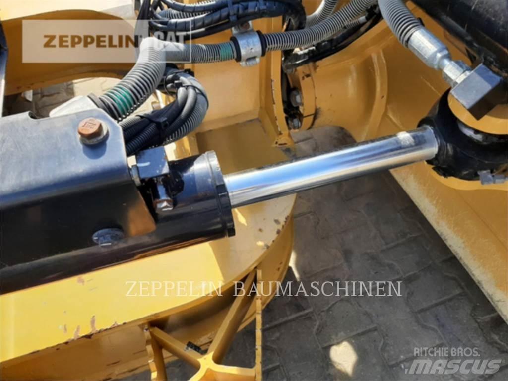 CAT D4-16A Dozers - Tratores rastos