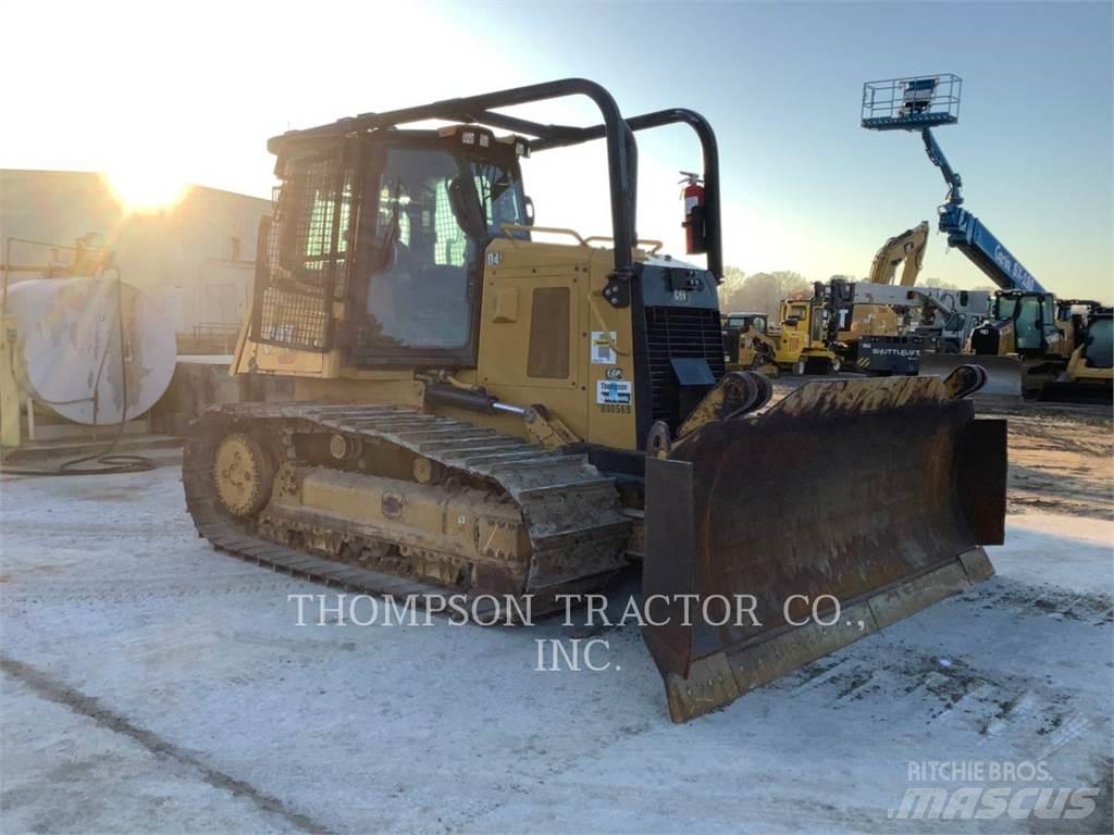 CAT D4-3D Dozers - Tratores rastos