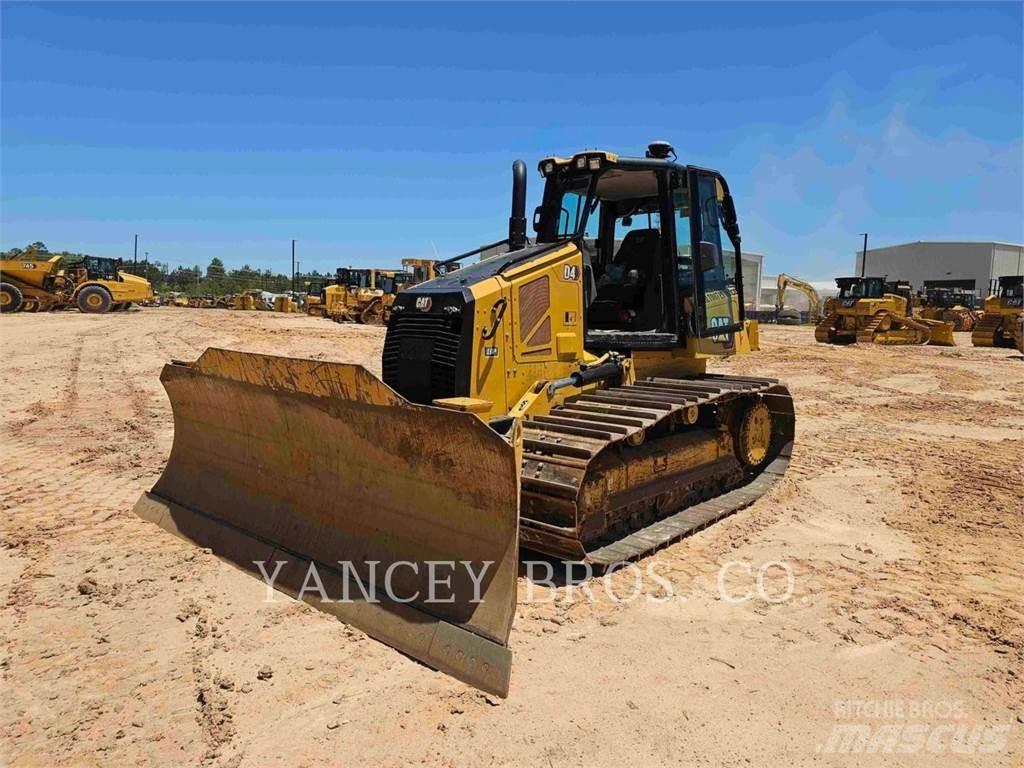 CAT D4 LGP Dozers - Tratores rastos