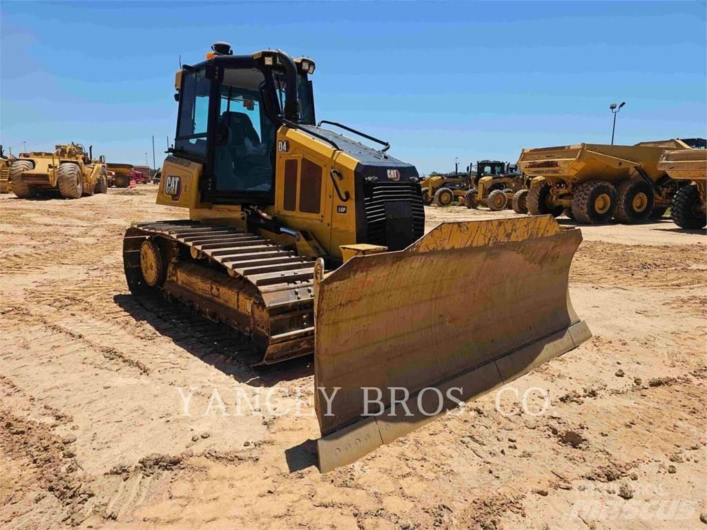 CAT D4 LGP Dozers - Tratores rastos