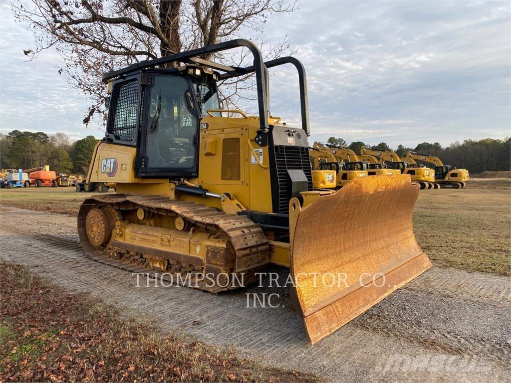 CAT D4 VP Dozers - Tratores rastos