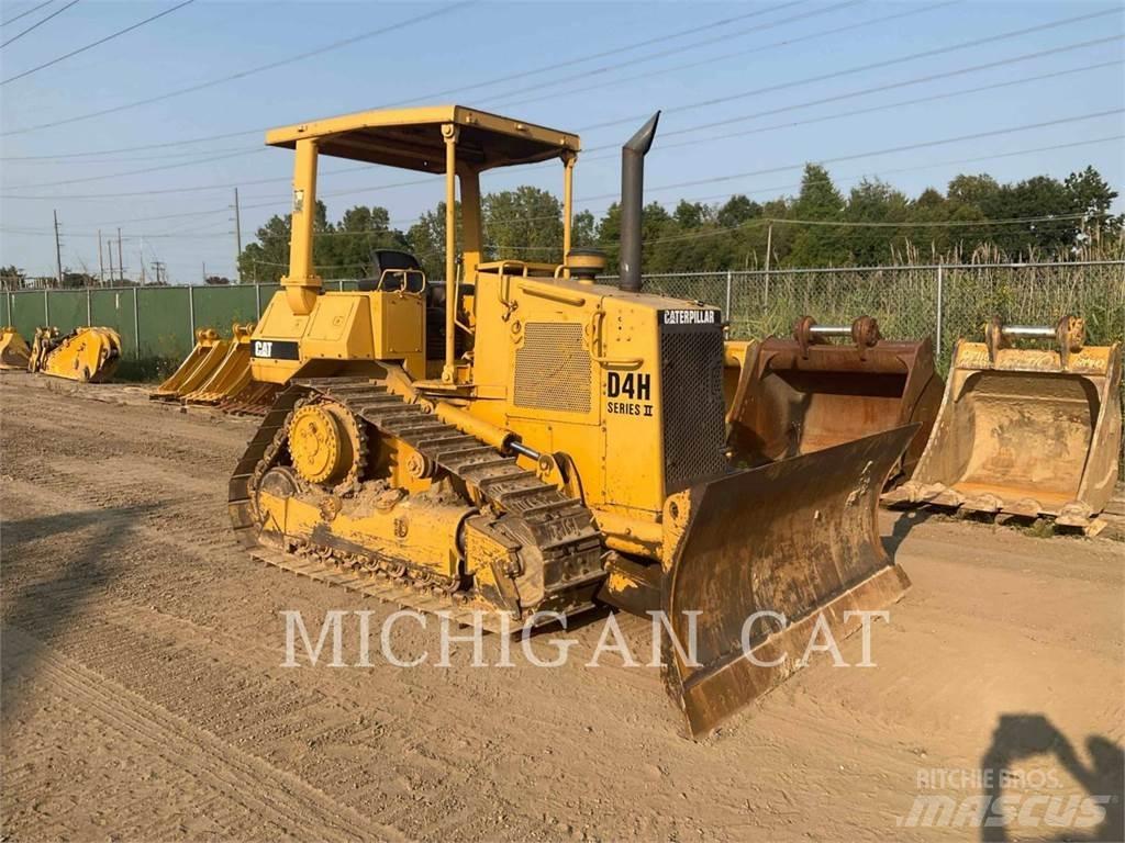 CAT D4H Dozers - Tratores rastos