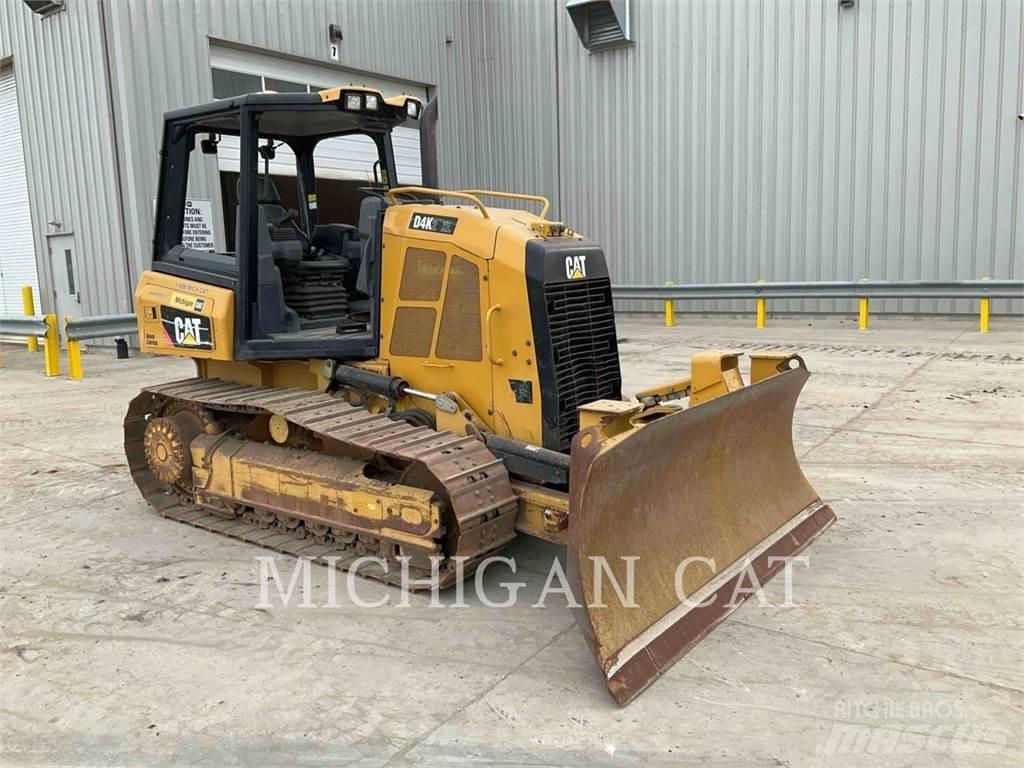 CAT D4K2X Z2 Dozers - Tratores rastos