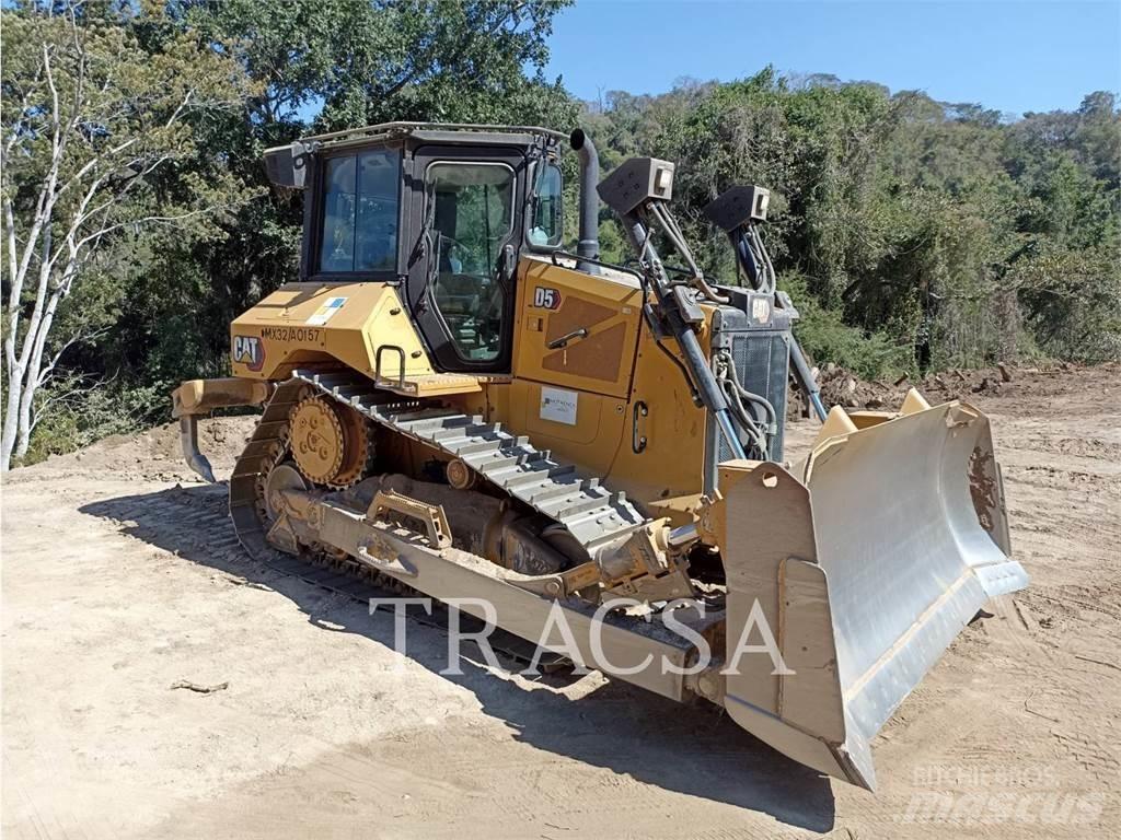 CAT D5 Dozers - Tratores rastos