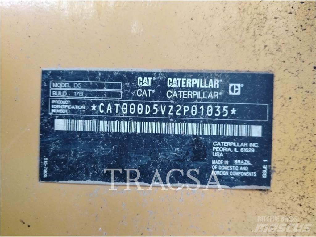 CAT D5 Dozers - Tratores rastos