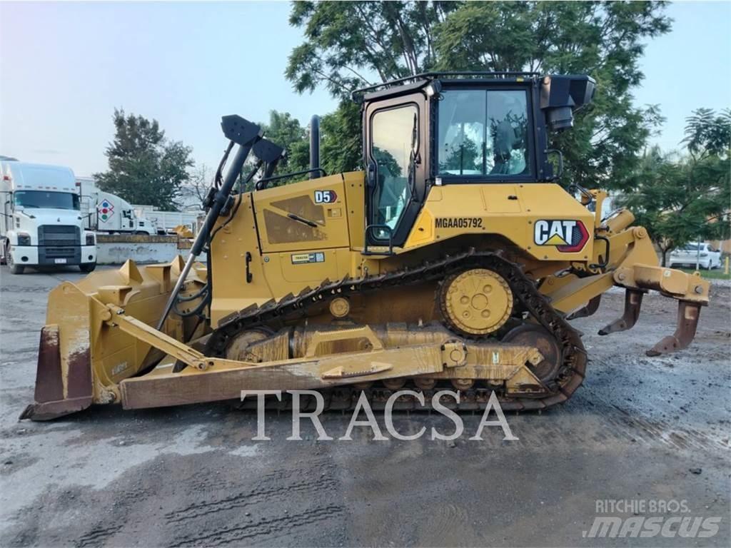CAT D5 Dozers - Tratores rastos