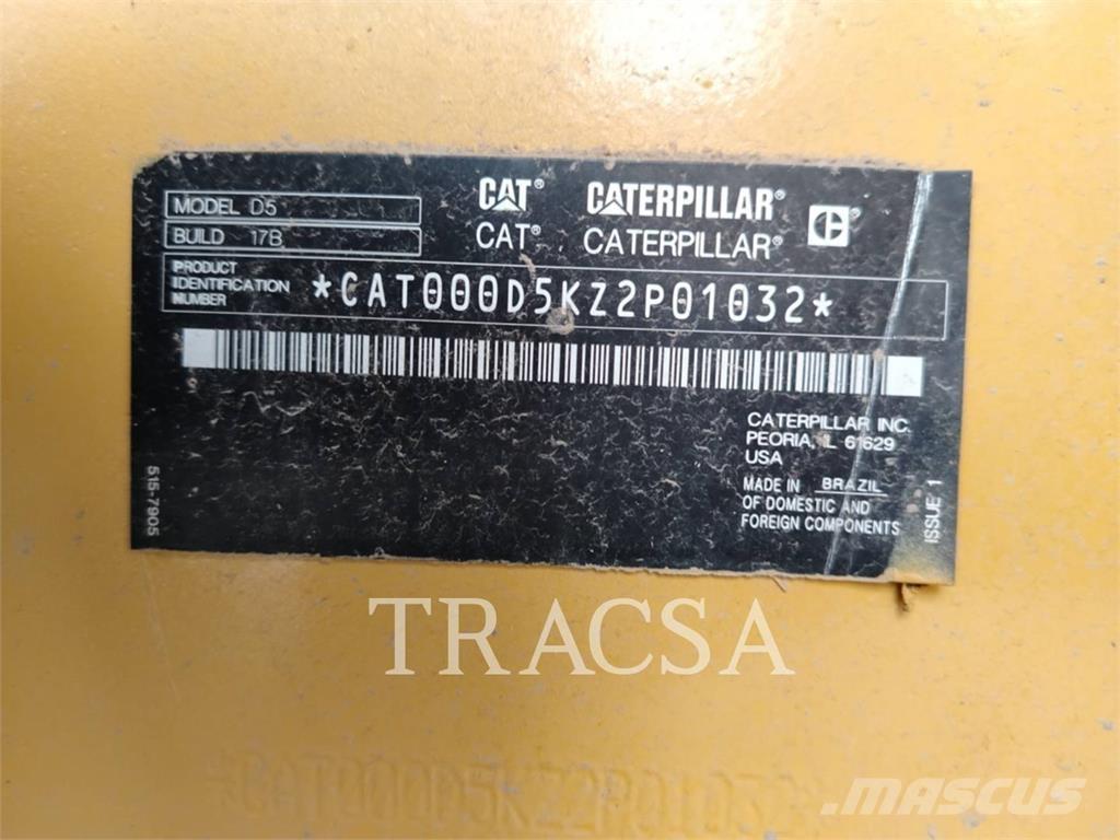 CAT D5 Dozers - Tratores rastos