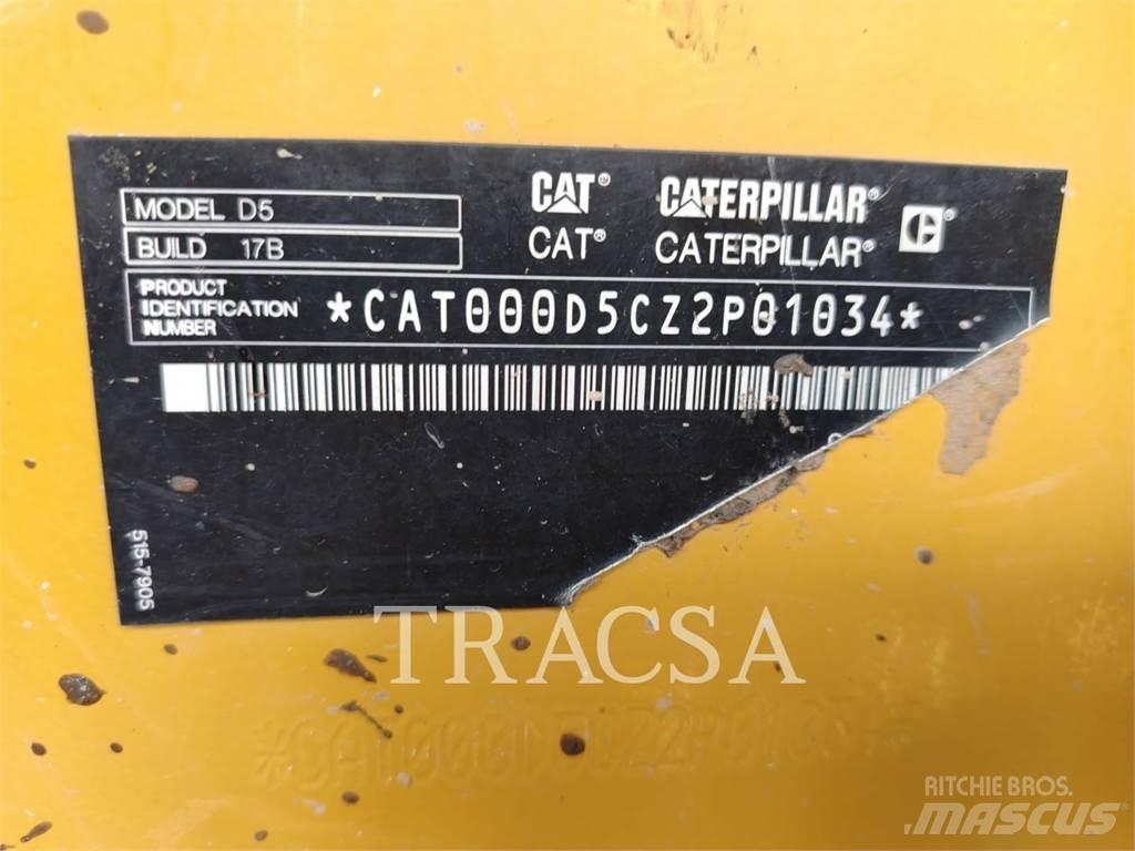 CAT D5 Dozers - Tratores rastos
