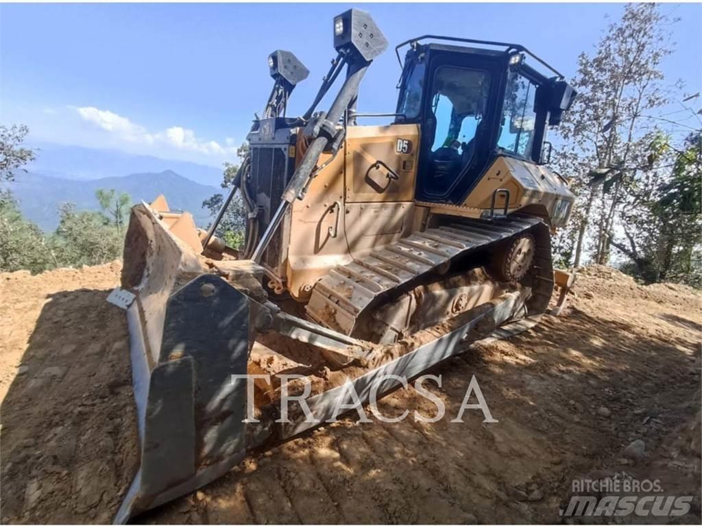 CAT D5 Dozers - Tratores rastos
