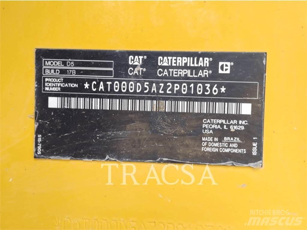 CAT D5 Dozers - Tratores rastos