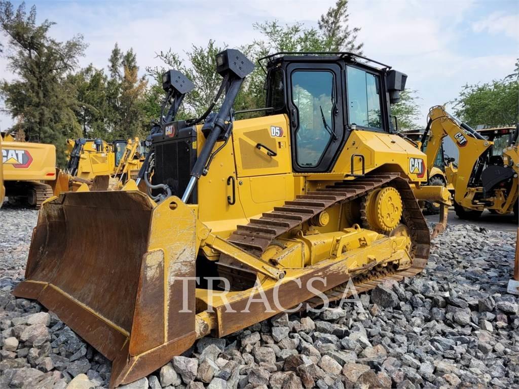 CAT D5 Dozers - Tratores rastos