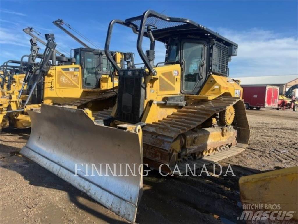 CAT D5-17 Dozers - Tratores rastos