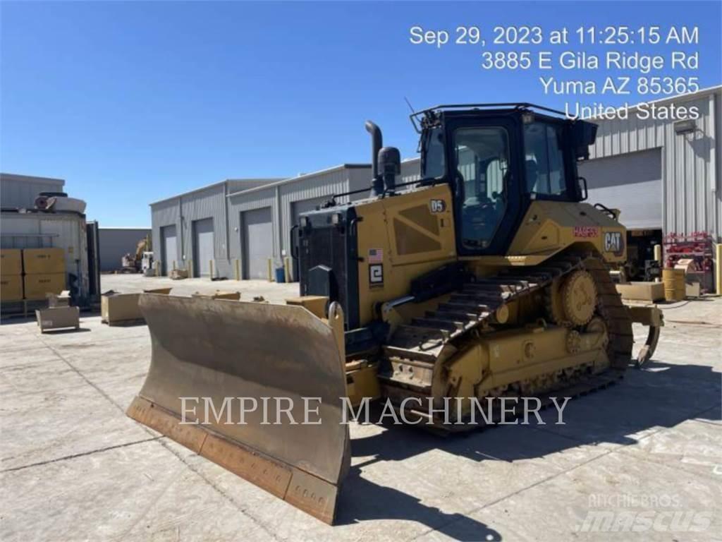 CAT D5-17 Dozers - Tratores rastos