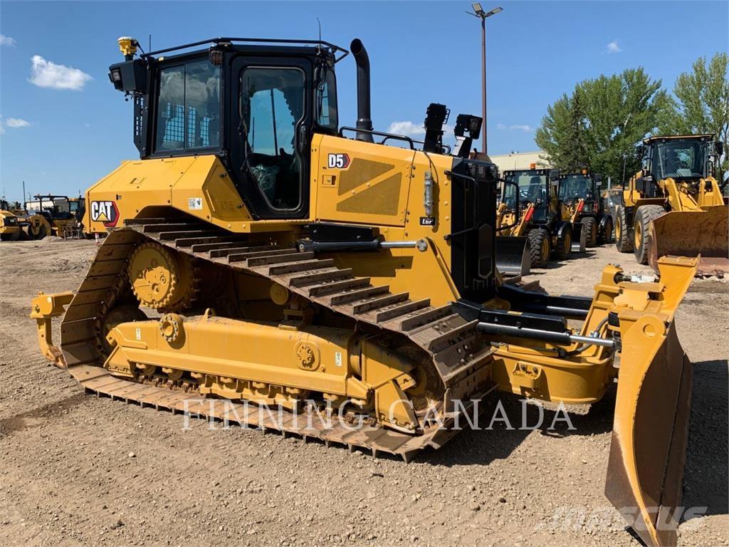 CAT D5-17 Dozers - Tratores rastos