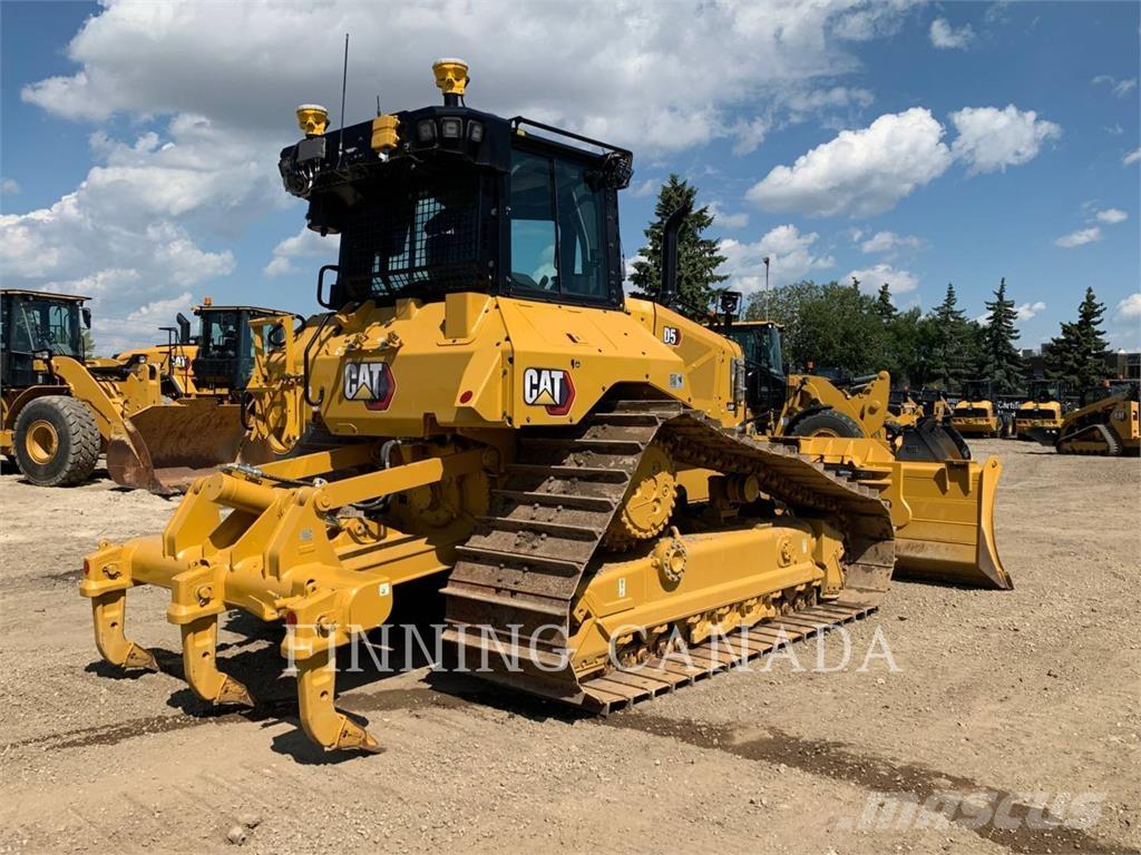 CAT D5-17 Dozers - Tratores rastos