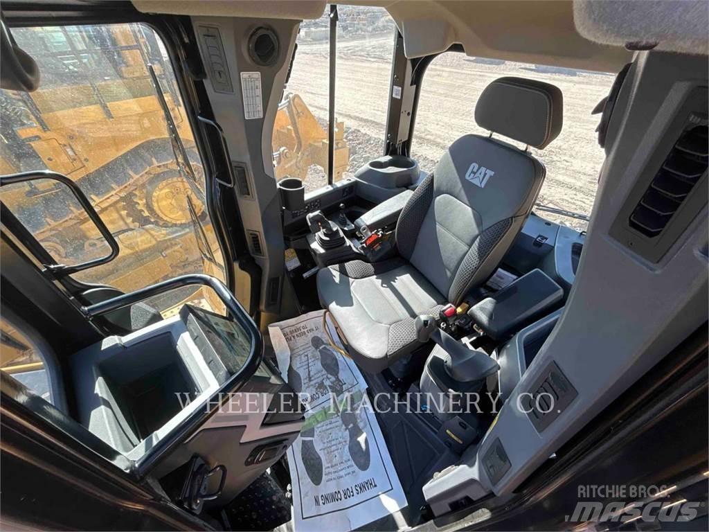 CAT D5-17 XL Dozers - Tratores rastos