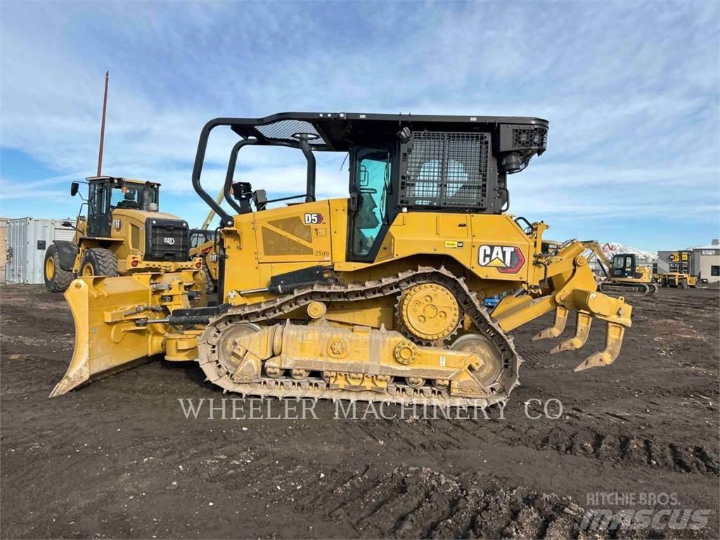 CAT D5-17 XL Dozers - Tratores rastos