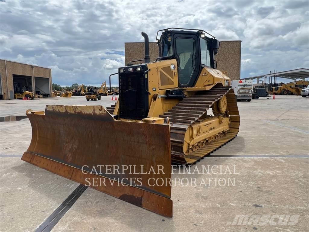 CAT D5-17VP Dozers - Tratores rastos