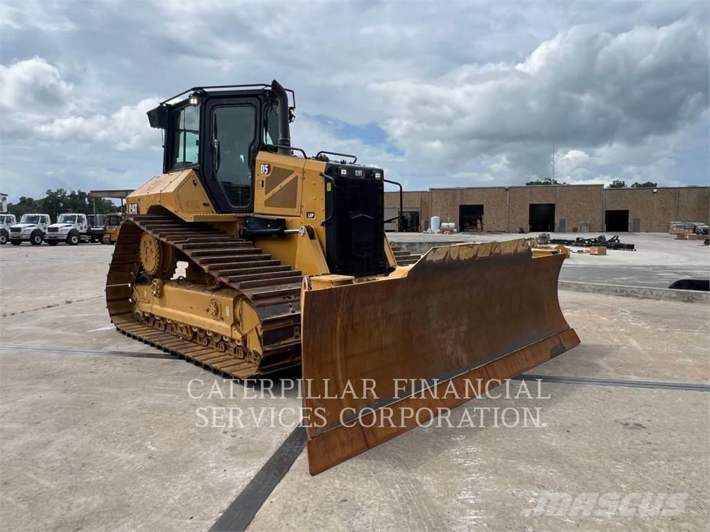 CAT D5-17VP Dozers - Tratores rastos