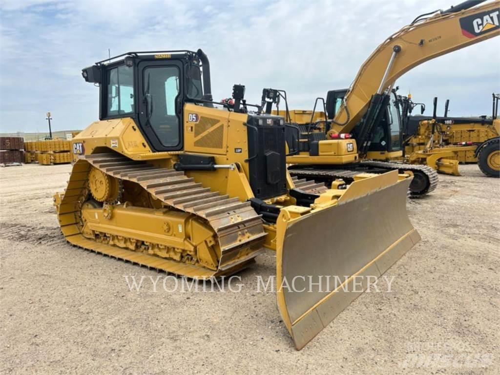 CAT D5 LGP Dozers - Tratores rastos