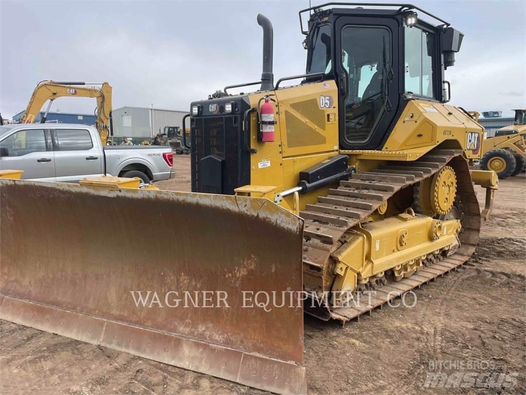 CAT D5 VP Dozers - Tratores rastos