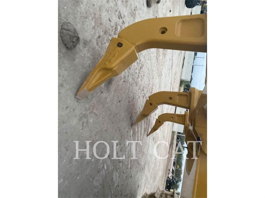 CAT D5 VP Dozers - Tratores rastos