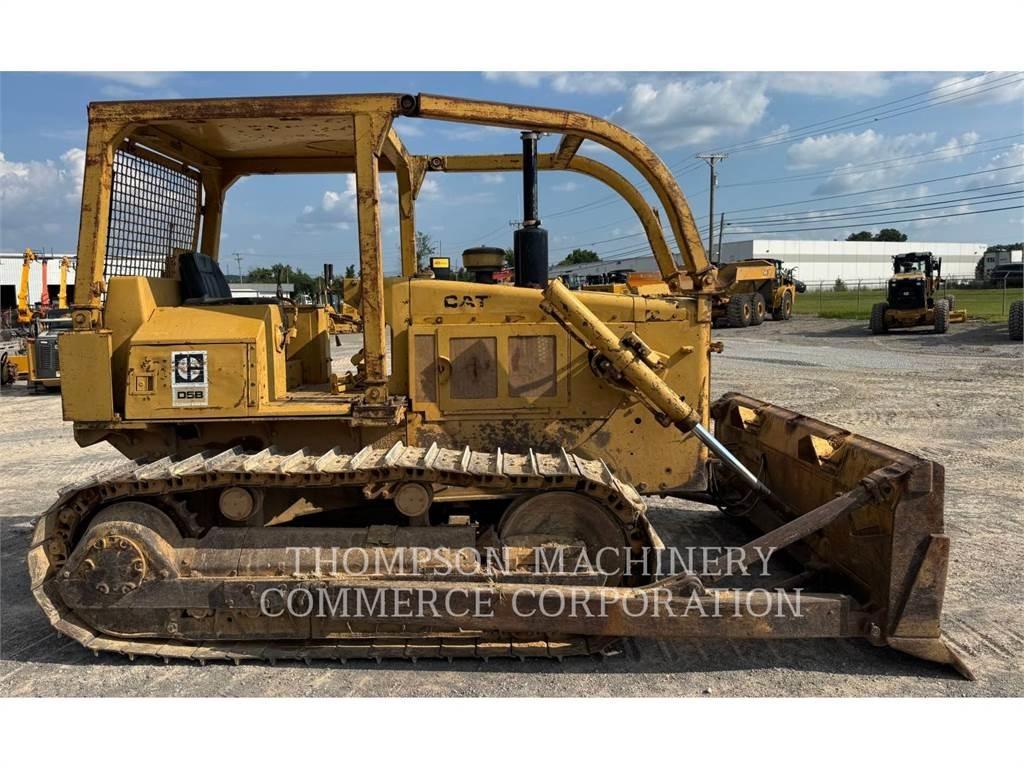 CAT D5B Dozers - Tratores rastos