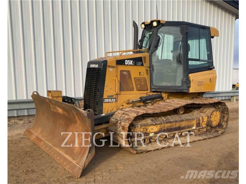 CAT D5K Dozers - Tratores rastos