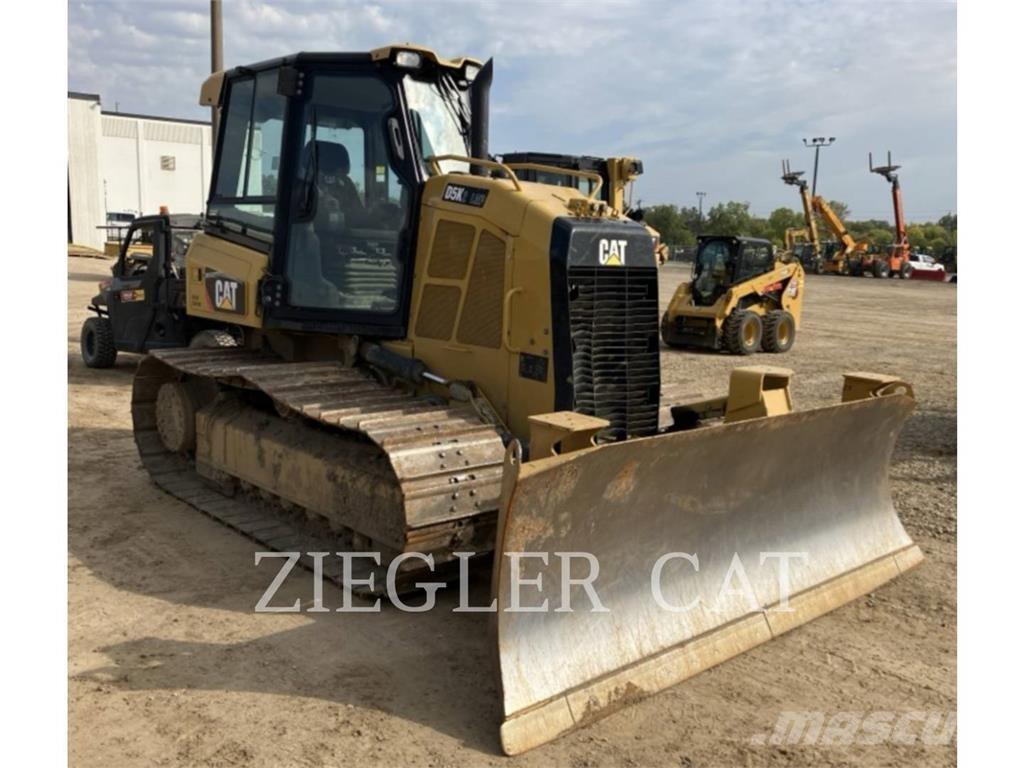 CAT D5K2 Dozers - Tratores rastos