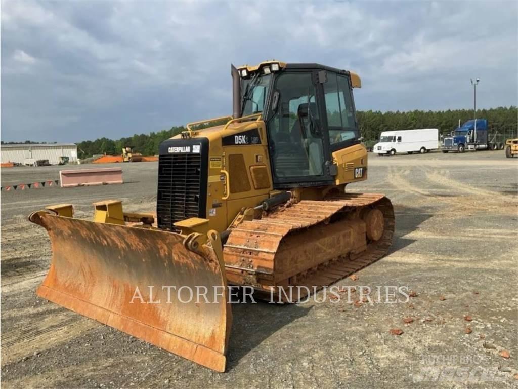 CAT D5K2 LGP Dozers - Tratores rastos