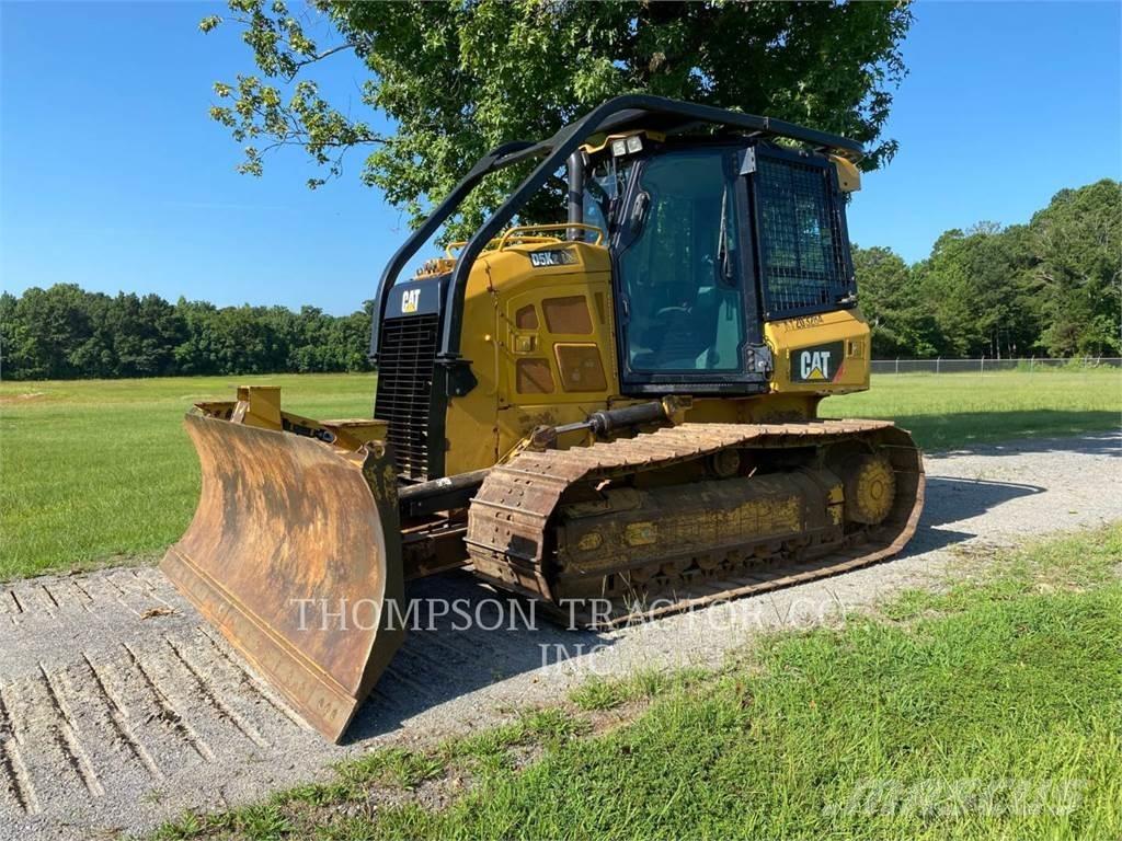 CAT D5K2 LGP Dozers - Tratores rastos
