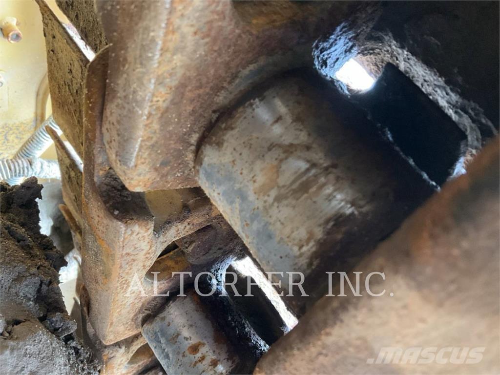 CAT D5K2 LGP3D Dozers - Tratores rastos