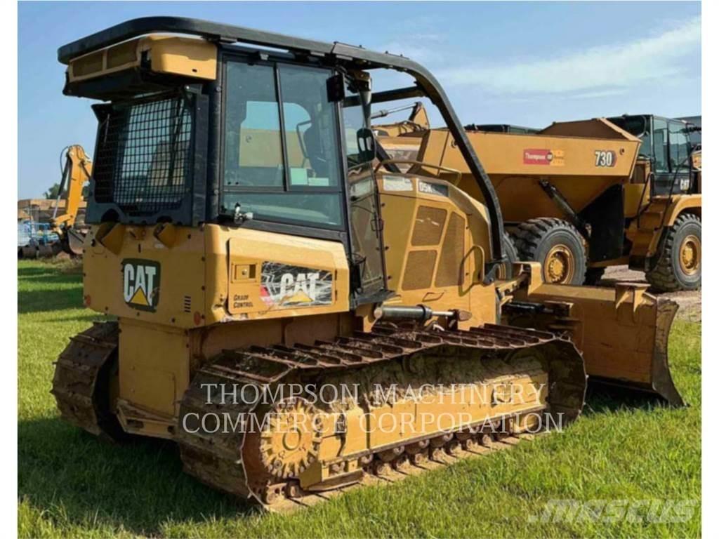 CAT D5K2LGP Dozers - Tratores rastos