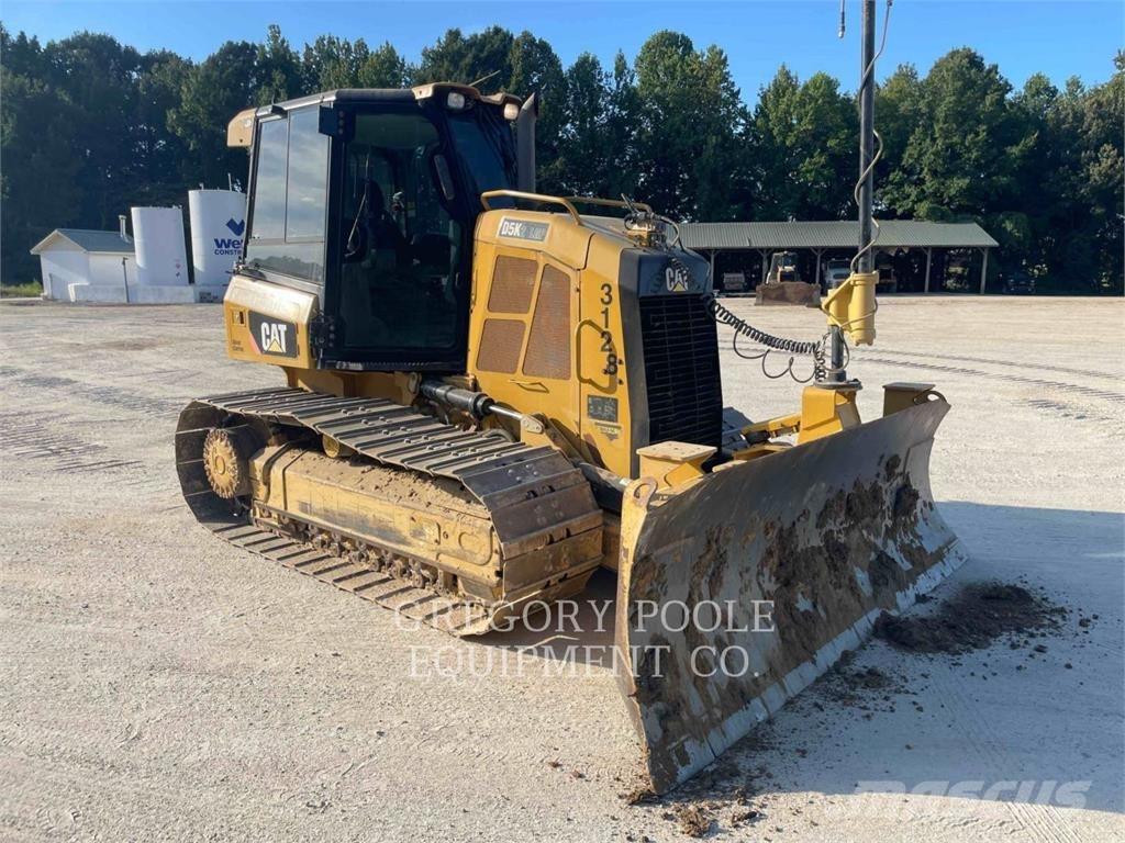 CAT D5K2LGP Dozers - Tratores rastos