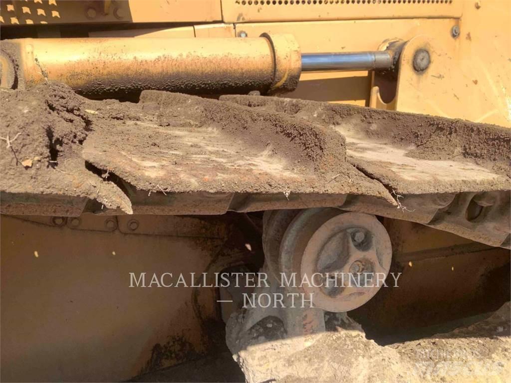 CAT D5MLGP Dozers - Tratores rastos