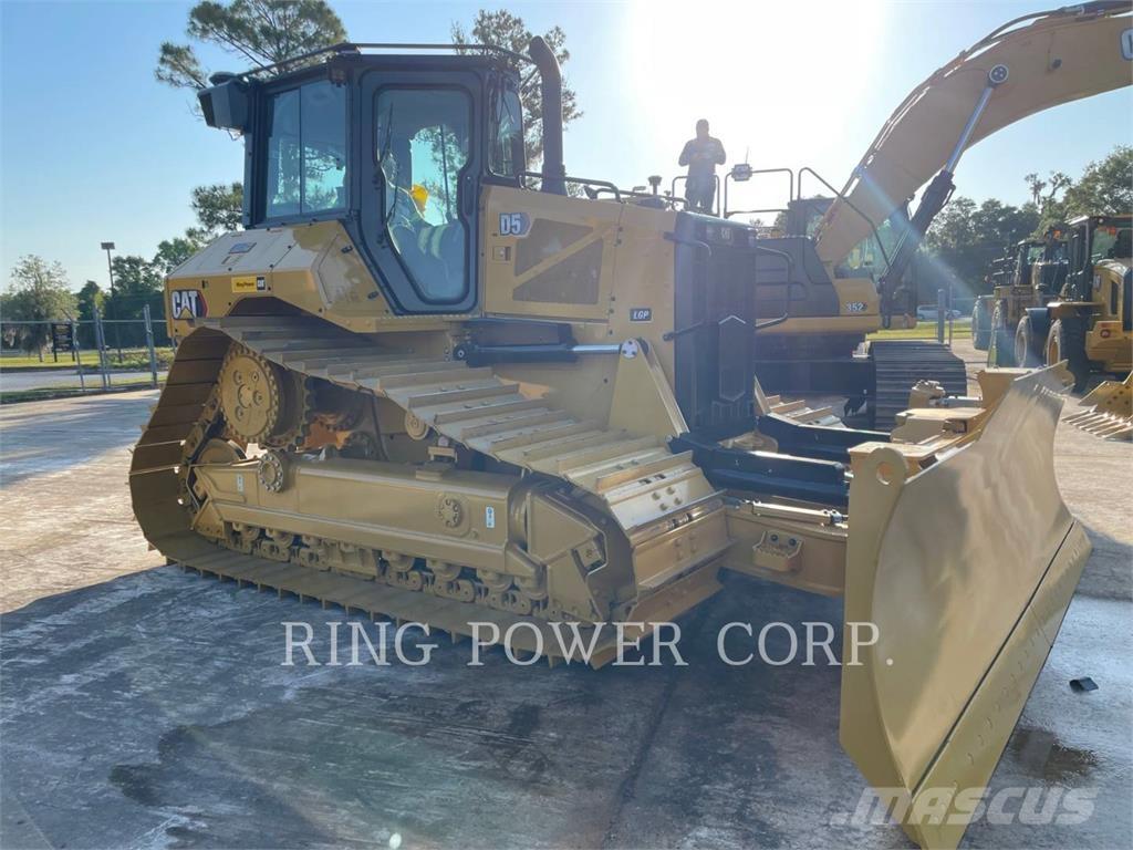 CAT D5VPEW Dozers - Tratores rastos