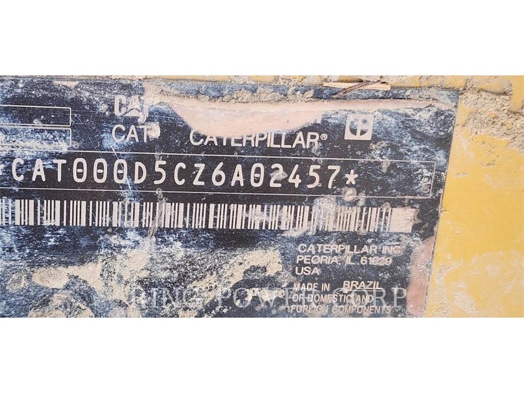 CAT D5VPEW Dozers - Tratores rastos