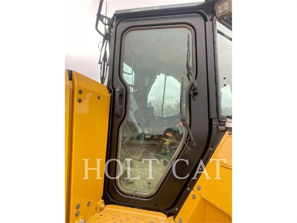 CAT D6 Dozers - Tratores rastos
