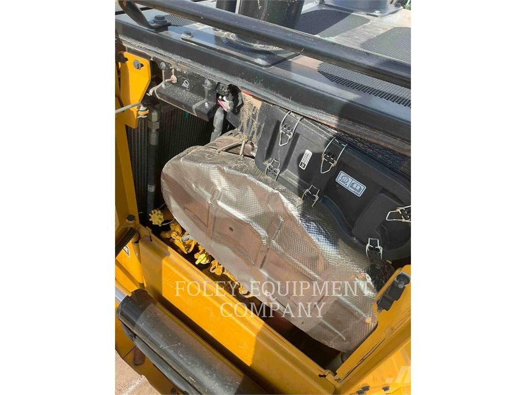 CAT D6-20V24I Dozers - Tratores rastos
