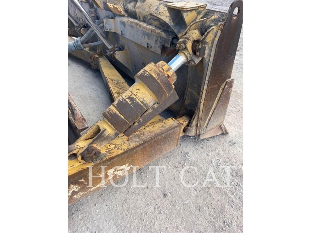 CAT D6 LGP Dozers - Tratores rastos