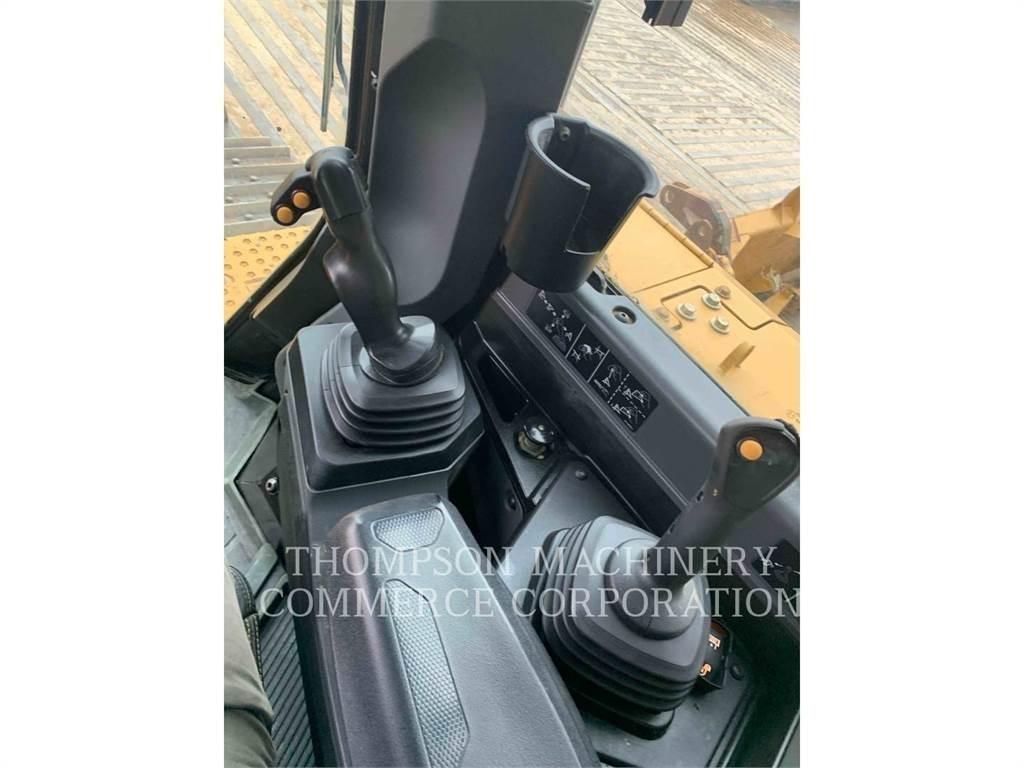 CAT D6 LGP Dozers - Tratores rastos
